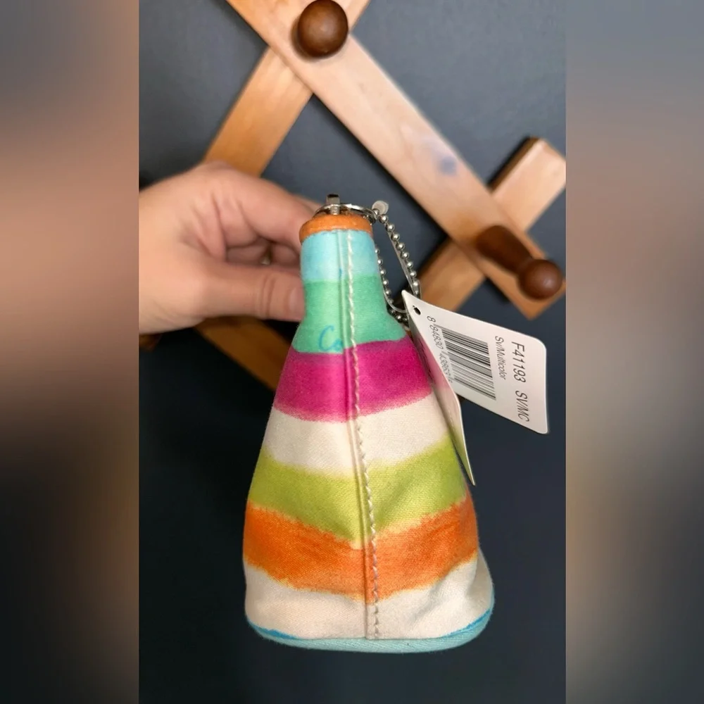 VINTAGE Coach Hampton Watercolor Stripe Zip Top Cosmetic bag (2006) -NWT- - Picture 6 of 9